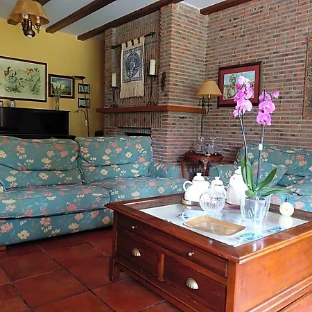 Hotel Rural El Otero 2*