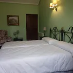 Rural El Otero Hotel 2*